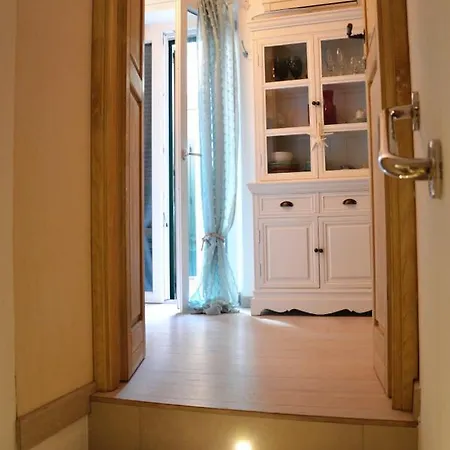 Maison Marina_varazze アパート *