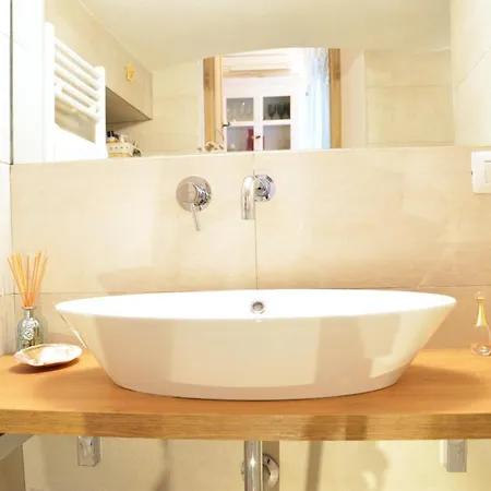 Maison Marina_varazze アパート ヴァラッツェ